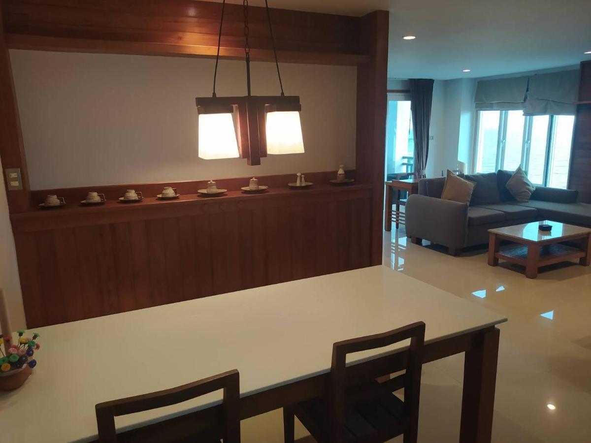2-bedroom Ocean Front Apartment *