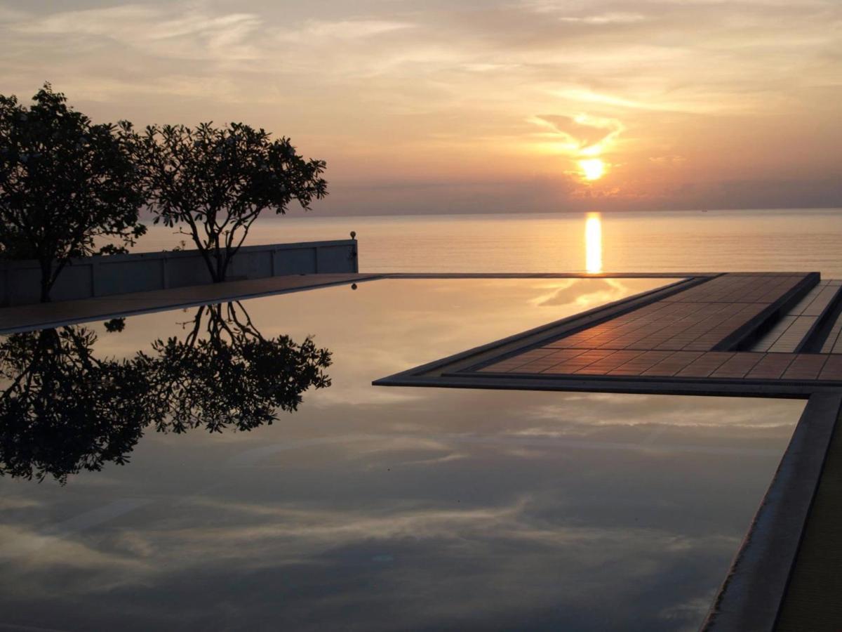 2-bedroom Ocean Front *